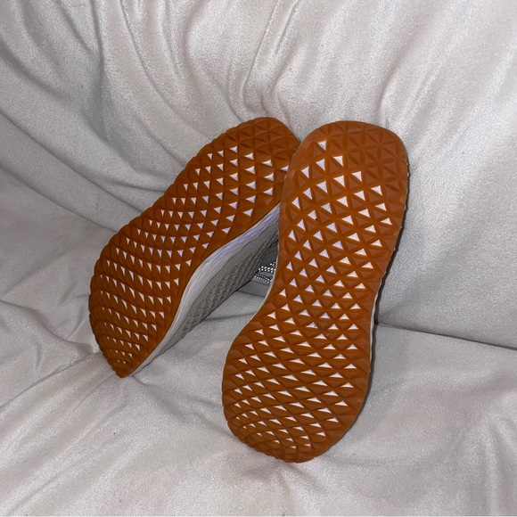 NOBULL DESERT KNIT RUNNER (WOMEN'S) SOLD OUT ONLINE - Picture 4 of 7